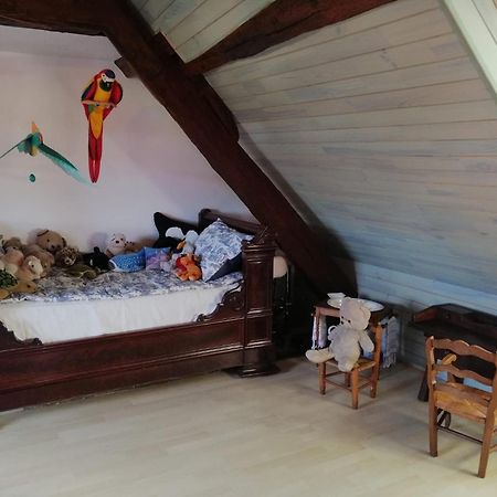 Maison D'Hotes La Source Magny-les-Hameaux Esterno foto
