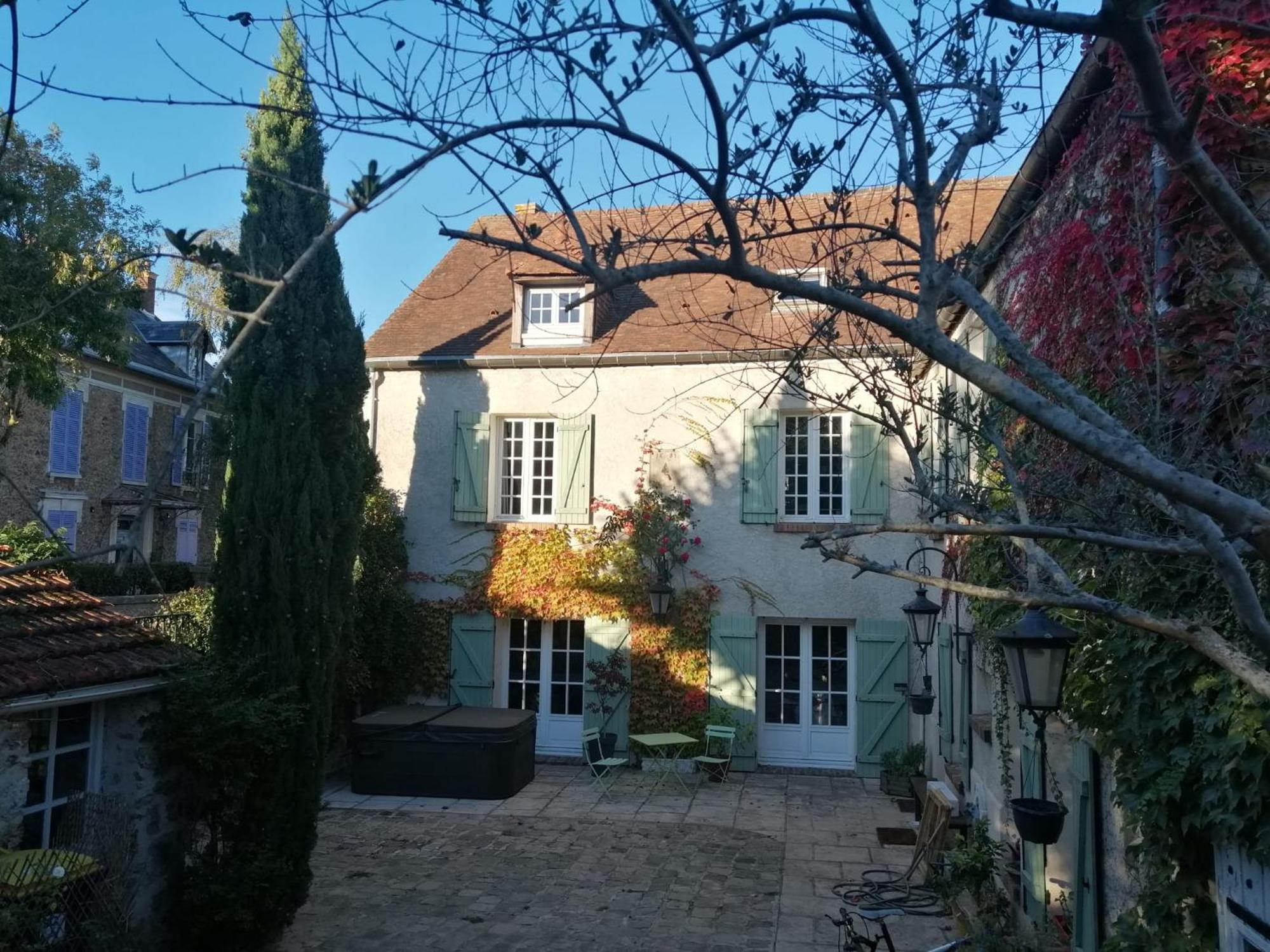 Maison D'Hotes La Source Magny-les-Hameaux Esterno foto