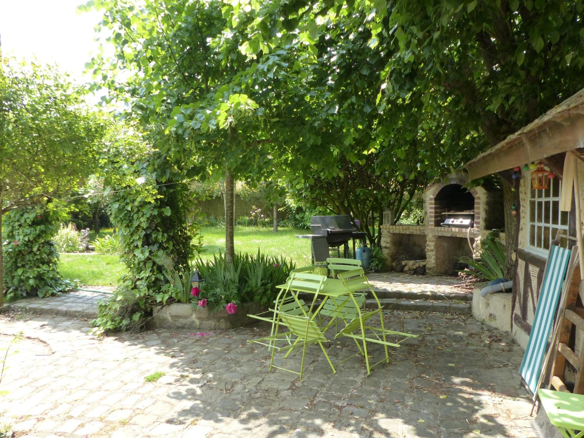 Maison D'Hotes La Source Magny-les-Hameaux Esterno foto